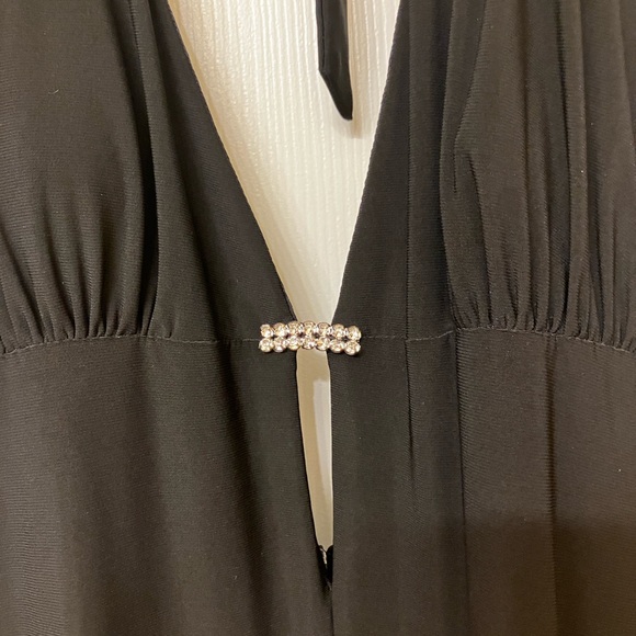 Let’s Fashion Women’s MED Gown Black Sleek Halter Style Silky Flowing Maxi - Picture 4 of 10